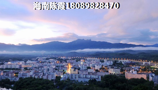 香格里温泉小镇房价多少？