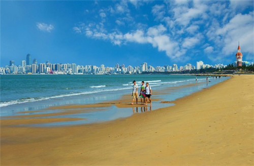海南三亚市哪里的房子适宜买？冬都大厦VS海岳半岛城邦分析对比！
